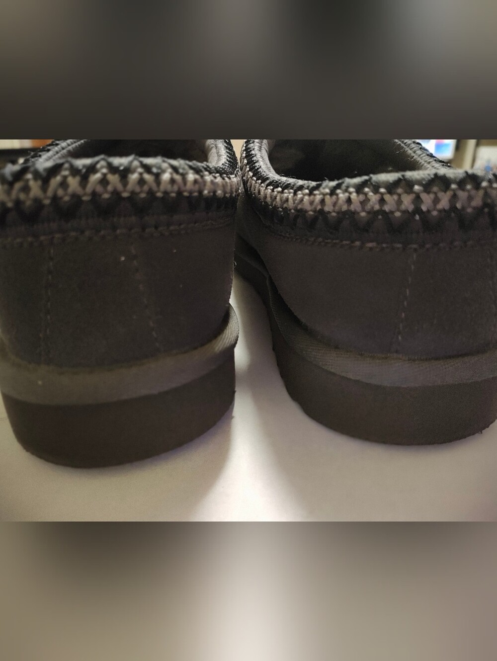 UGG Men’s Charcoal Suede Slip-On Slippers - Picture 6 of 6